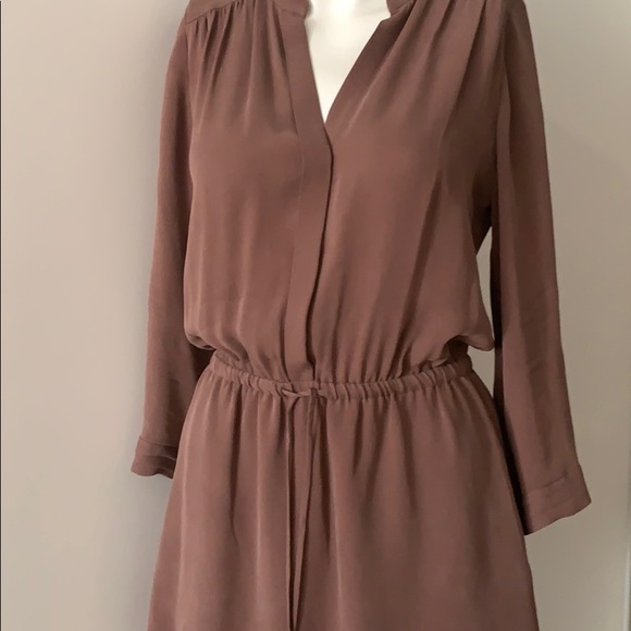 Aritzia Babaton silk dress - Picture 2 of 7